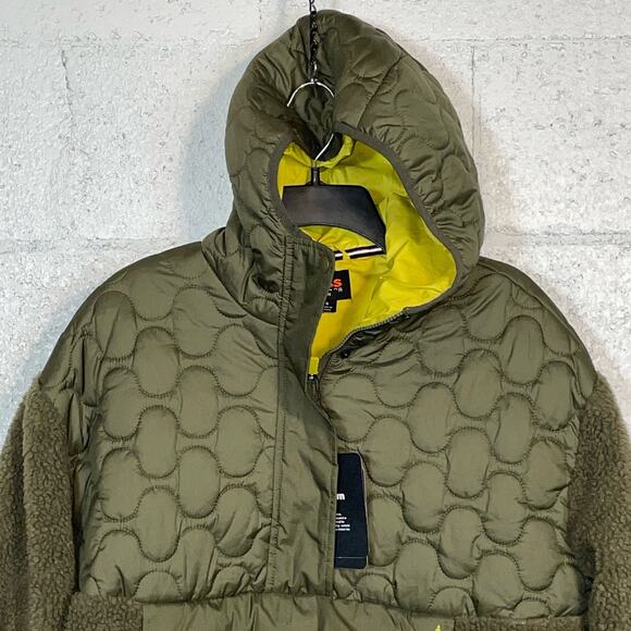 BASS OUTDOOR Women's Contrast Hood Sherpa Soft Pullover, green Small - Picture 2 of 8